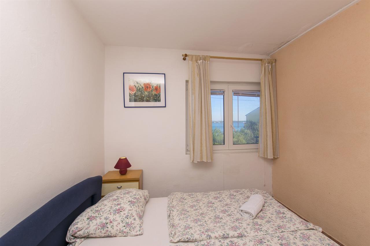 Apartments Irena Tkon Exterior foto